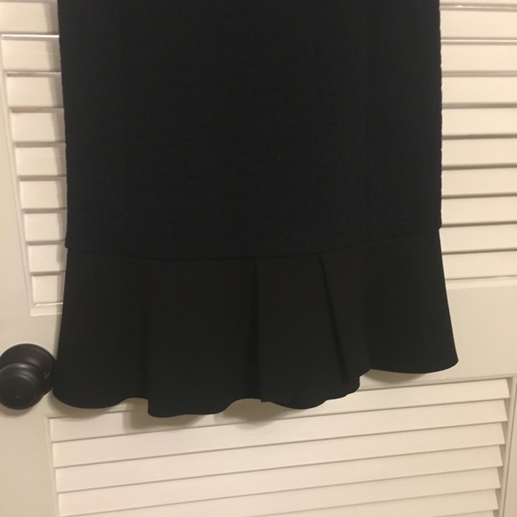 Tory Burch Shift Dress with Peplum Bottom - Picture 2 of 8